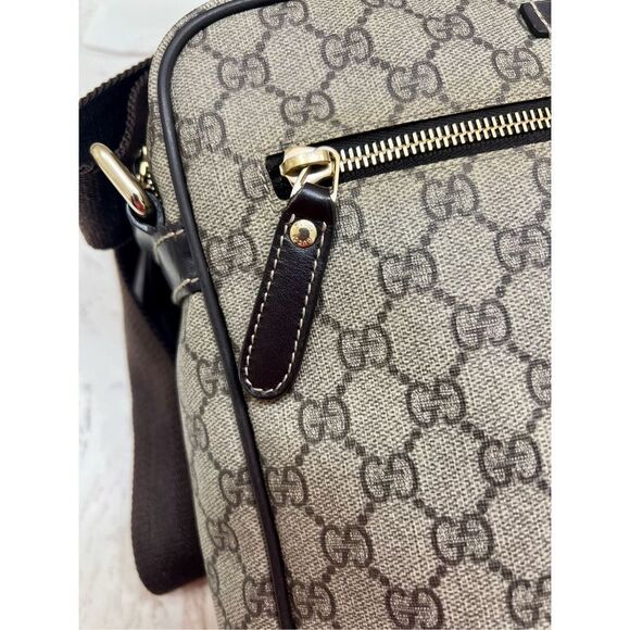 GUCCI GG Supreme Coated Canvas Shoulder Crossbody Unisex Messenger Bag - Picture 4 of 16